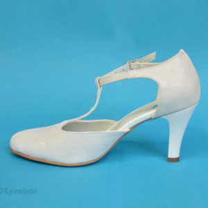 Pantofi dama albi sidefat eleganti din piele naturala cod P362