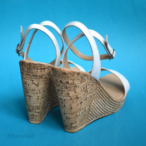 Sandale dama albe cu platforma de 10,5 cm din piele naturala cod S53ALB