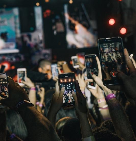 Top cele mai bune telefoane mid-range actuale - 2023
