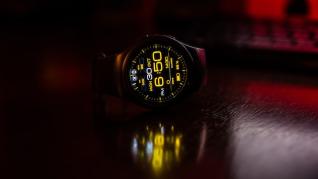 Viitorul tehnologiei purtabile ( wearable ) : Caracteristicile inovatoare ale ceasurilor inteligente de ultimă generație