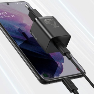 incarcator telefon Baseus cu port USB C 