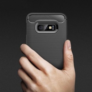 Husa Samsung Galaxy S10e Carbon Series neagra