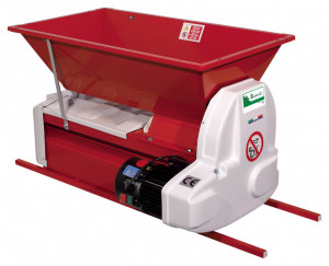 Zdrobitor-desciorchinator B-vitis.CE cu motor 0.75Kw, cuva 900x500 vopsita, Ø96×220mm