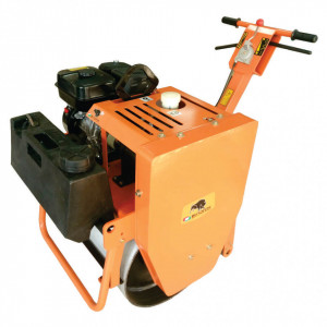Cilindru vibrocompactor BISONTE CV300-H, 13.5 kN, motor Honda, benzina 5.5 cp, greutate 266 kg