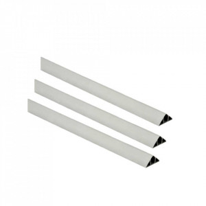 Șipca triunghiulara din plastic pentru muchi stâlpi 22 x 10