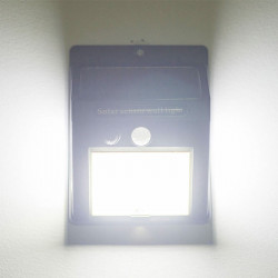 Lampa 40 Led cu incarcare solara si senzor de miscare