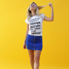 Maglia Donna "Le Donne non sognano il Principe Azzuro..."
