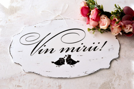 Semn oval pentru nunta "Vin mirii", cu pasari indragostite