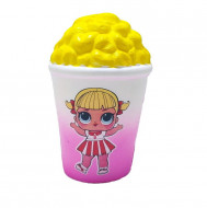 Jucarie Squishy, model pahar cu popcorn, design fetita cu rochita alb cu rosu