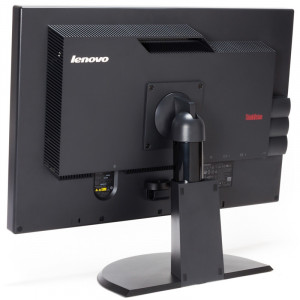 Monitor LED IPS 24" Lenovo LT2452P, Grad A, 1920x1200, Full HD, 7ms, VGA, DVI, DisplayPort, USB, Cabluri incluse