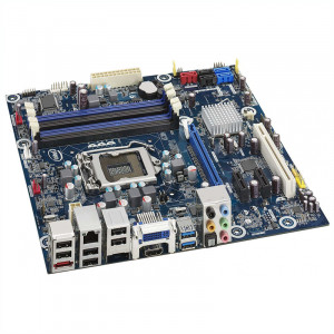 Calculator Gaming Argus V4, Intel Xeon E3-1240 v2 (i7 3770) 3.4GHz, Intel DH67BL, 16GB DDR3, SSD 256GB, 1TB, XFX R9 390X 8GB DDR5, 700W